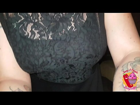 ❤️ Njerka e përdalë i jep atij një blowjob dhe spanjisht ❤  Seks tek ne ﹏