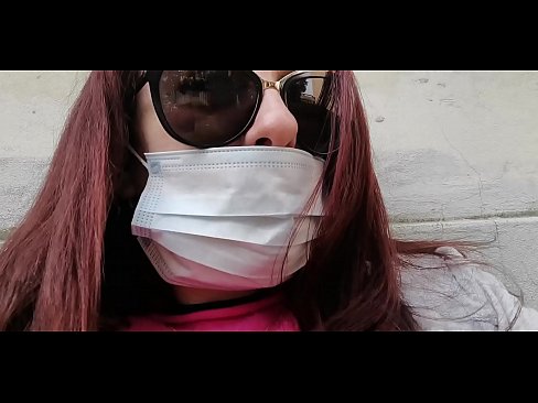 ❤️ Nicoletta hakmerret me fqinjin e saj dhe urinon në garazhin e tij (Karantina speciale italiane Covid19) ❤  Seks tek ne ﹏