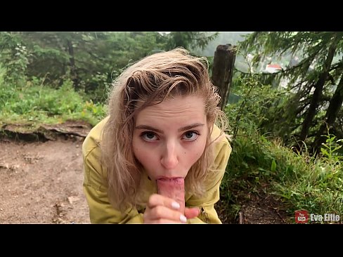 ❤️ Vajza gëlltitet sperma pas një blowjob publike - Eva Elfi ❤  Seks tek ne ﹏